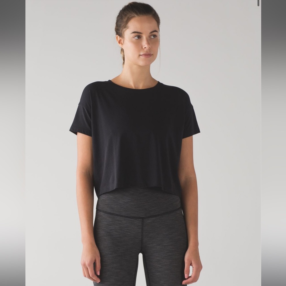 Lululemon Cates Tee